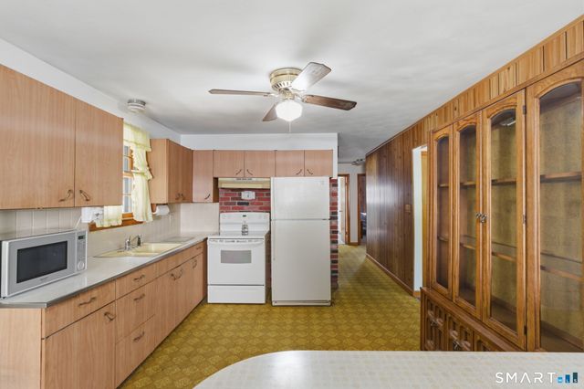 94 Windy Drive, Waterbury, CT 06705
