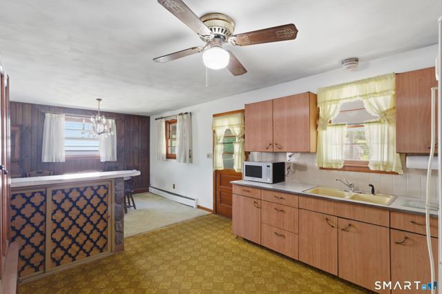 94 Windy Drive, Waterbury, CT 06705