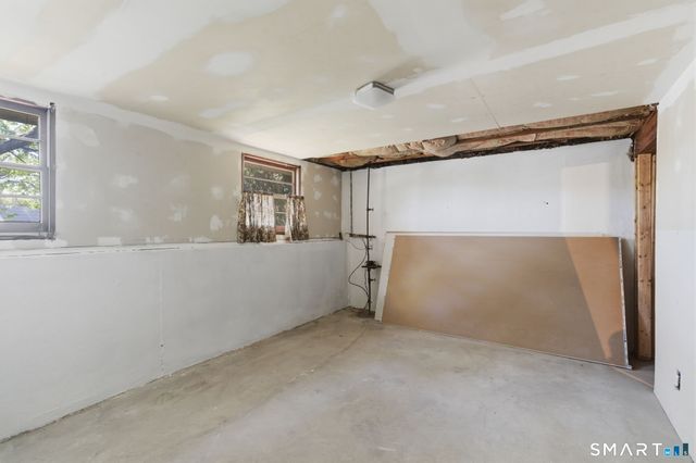 94 Windy Drive, Waterbury, CT 06705