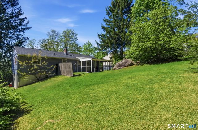 94 Windy Drive, Waterbury, CT 06705