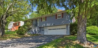 94 Windy Drive, Waterbury, CT 06705