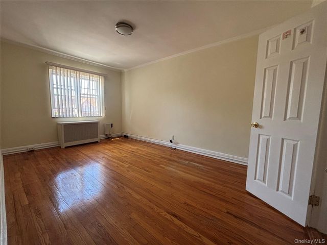13241 60th Avenue, Flushing, NY 11355