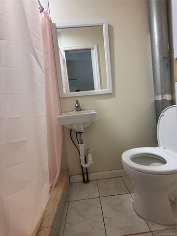 13241 60th Avenue, Flushing, NY 11355