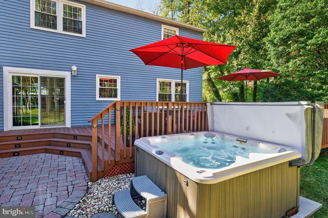 313 TAVISTOCK DR, Medford, NJ 08055