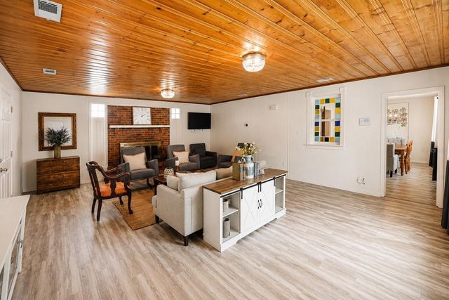1014 NE 11TH AVENUE, Gainesville, FL 32601
