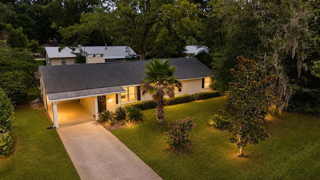 1014 NE 11TH AVENUE, Gainesville, FL 32601