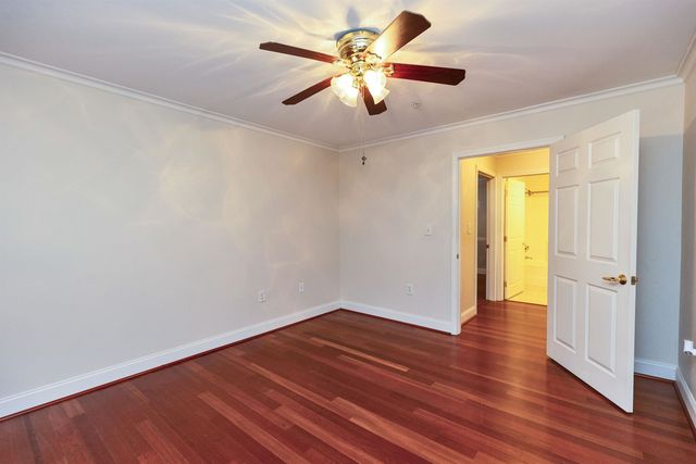 265 Edward J Roy Dr Unit 207, Manchester, NH 03104