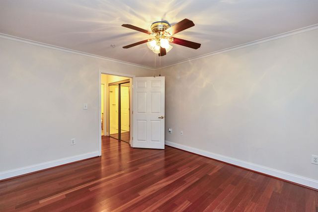 265 Edward J Roy Dr Unit 207, Manchester, NH 03104