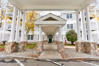 265 Edward J Roy Dr Unit 207, Manchester, NH 03104