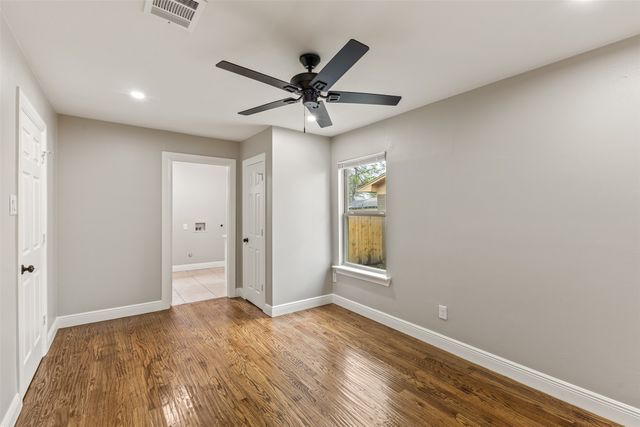 1014 Harlan Street, Irving, TX 75060