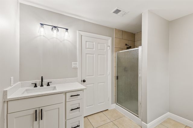 1014 Harlan Street, Irving, TX 75060