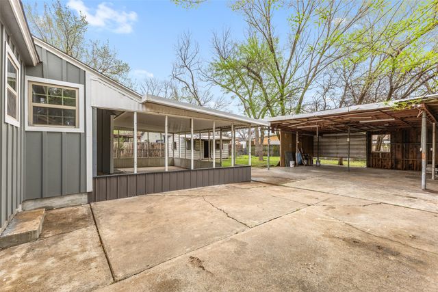 1014 Harlan Street, Irving, TX 75060