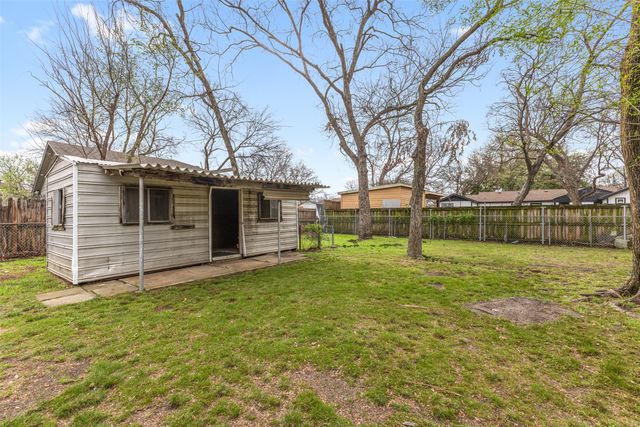 1014 Harlan Street, Irving, TX 75060