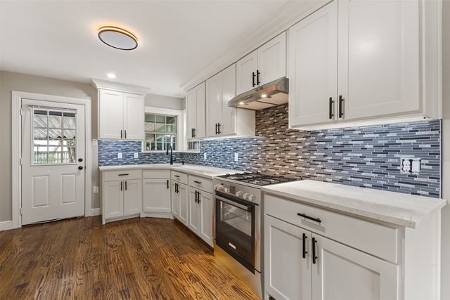 1014 Harlan Street, Irving, TX 75060