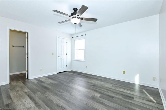 704 Glendale Drive E, Greensboro, NC 27406