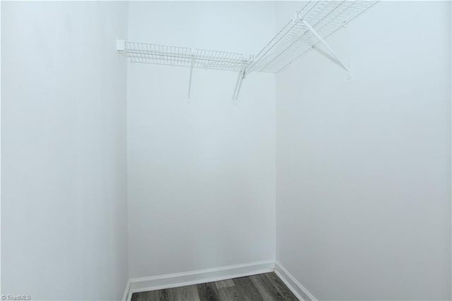 704 Glendale Drive E, Greensboro, NC 27406