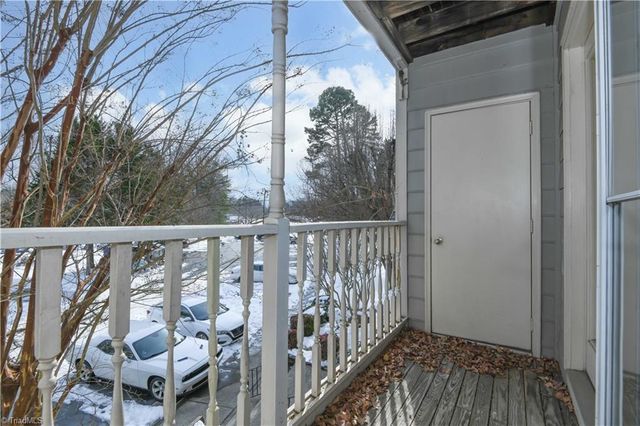 704 Glendale Drive E, Greensboro, NC 27406