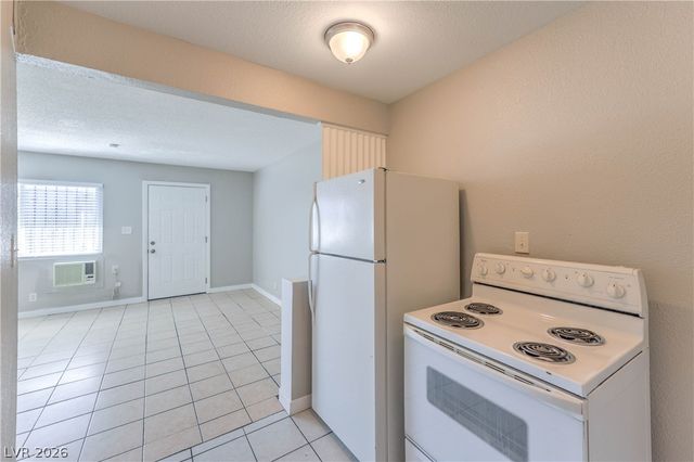 326 North 16th Street, Las Vegas, NV 89101
