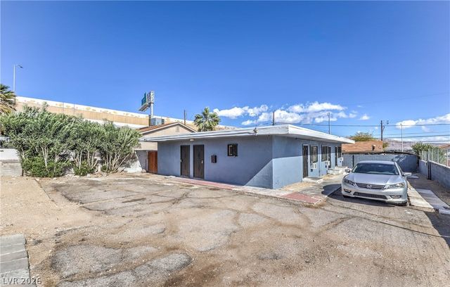 326 North 16th Street, Las Vegas, NV 89101