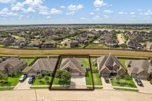 31911 Casa Linda Drive, Hockley, TX 77447
