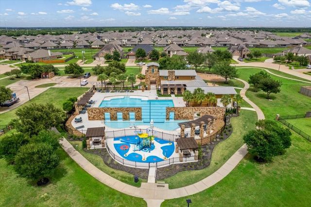 31911 Casa Linda Drive, Hockley, TX 77447