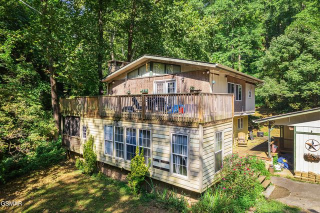 3176 N Clear Fork Road, Sevierville, TN 37862