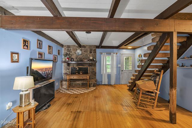 3176 N Clear Fork Road, Sevierville, TN 37862