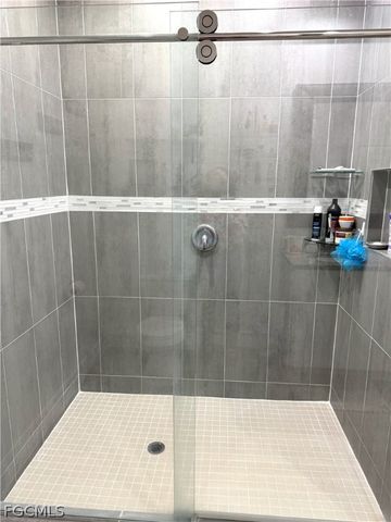 1086 W Leader CT, Labelle, FL 33935