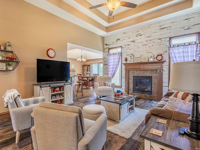 14531 Settlers Trail, Leo, IN 46765