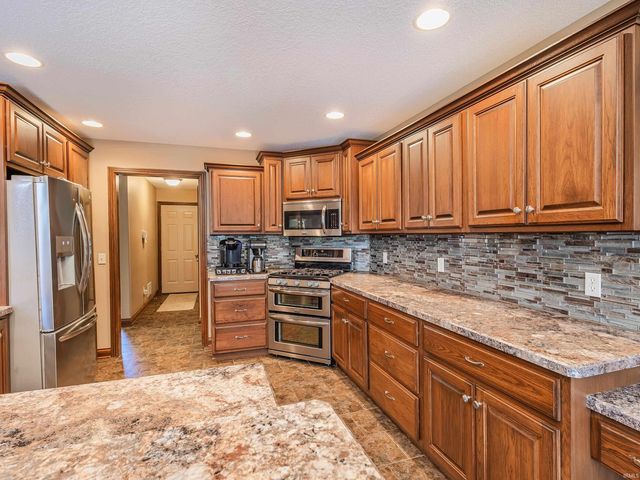 14531 Settlers Trail, Leo, IN 46765