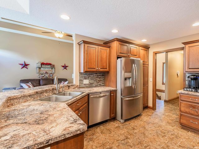 14531 Settlers Trail, Leo, IN 46765