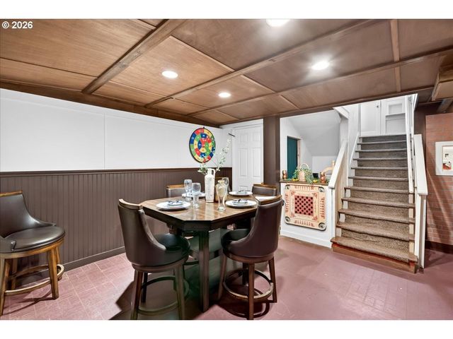 1810 Pacific Ave, Forest Grove, OR 97116