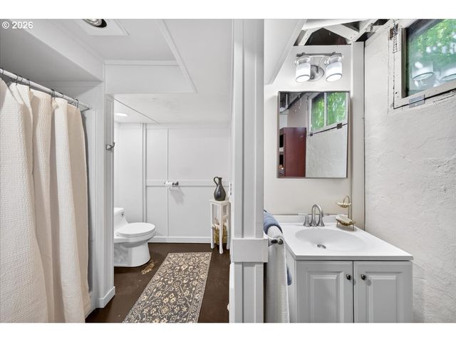 1810 Pacific Ave, Forest Grove, OR 97116