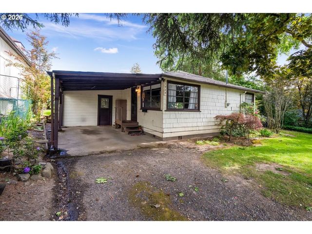 1810 Pacific Ave, Forest Grove, OR 97116
