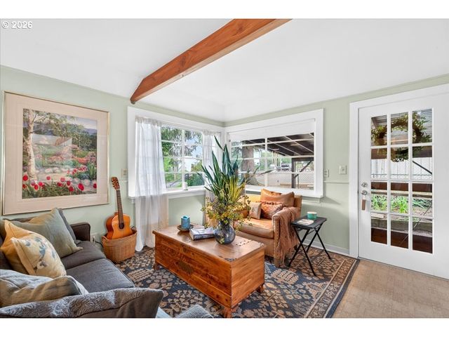1810 Pacific Ave, Forest Grove, OR 97116