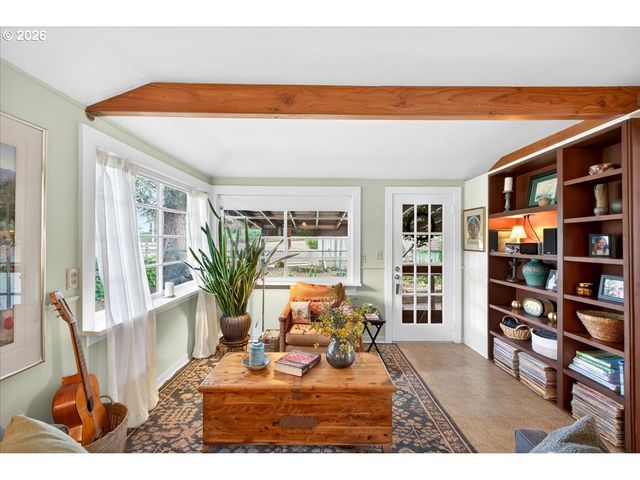 1810 Pacific Ave, Forest Grove, OR 97116