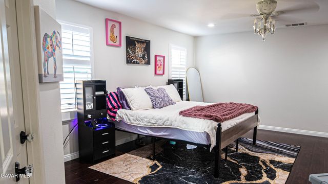 3525 E Avenue J3, Lancaster, CA 93535