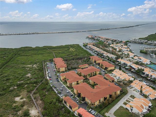 4305 BAYSIDE VILLAGE DRIVE 104, Tampa, FL 33615