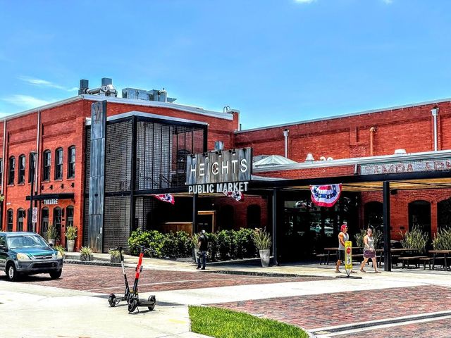 4305 BAYSIDE VILLAGE DRIVE 104, Tampa, FL 33615