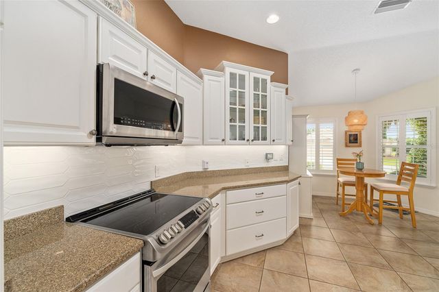 1656 HOLLOW BRANCH WAY, The Villages, FL 32162