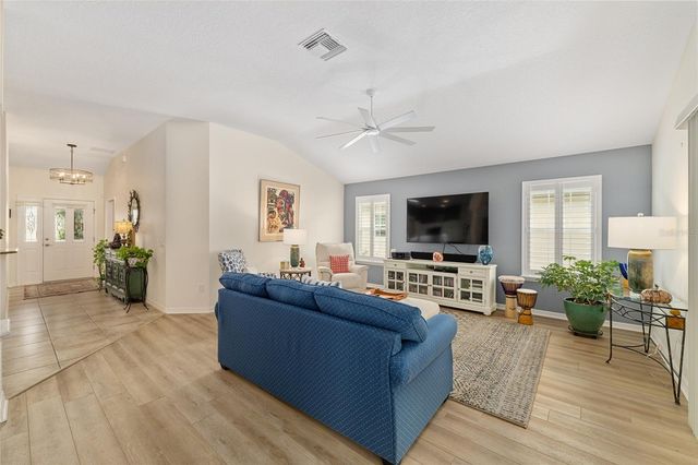 1656 HOLLOW BRANCH WAY, The Villages, FL 32162