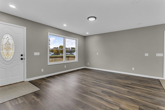 8373 S Stoney Lake Road, Jackson, MI 49201