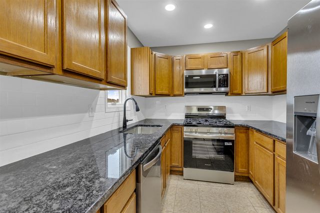 8373 S Stoney Lake Road, Jackson, MI 49201