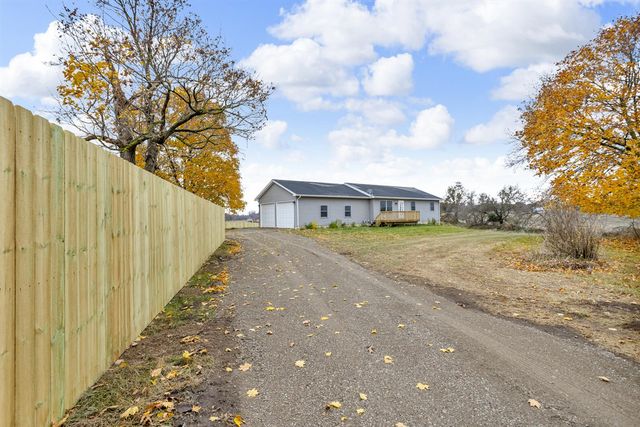 8373 S Stoney Lake Road, Jackson, MI 49201