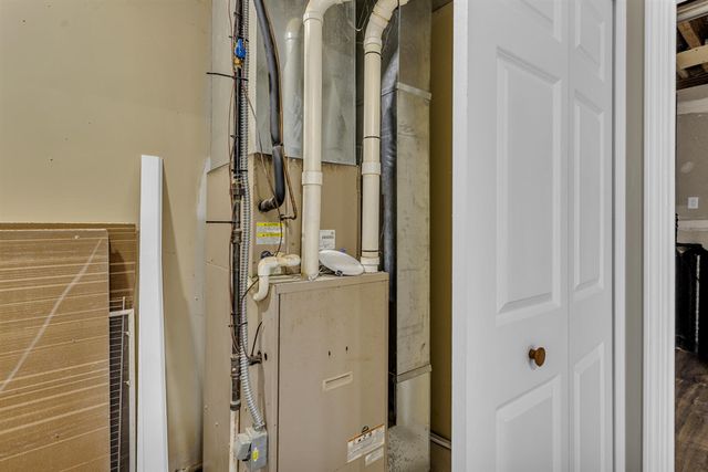 8373 S Stoney Lake Road, Jackson, MI 49201