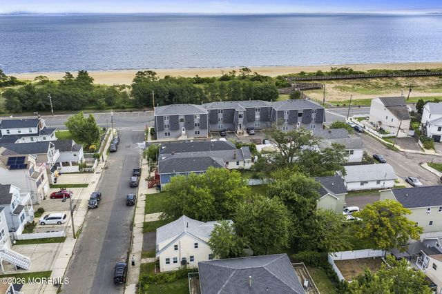 12 Bayview Avenue, Keansburg, NJ 07734