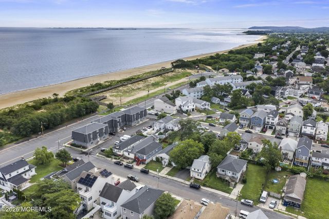 12 Bayview Avenue, Keansburg, NJ 07734