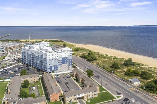 12 Bayview Avenue, Keansburg, NJ 07734