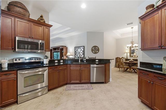 7381 Moorgate Point WAY, Naples, FL 34113