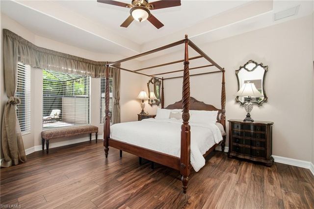 7381 Moorgate Point WAY, Naples, FL 34113